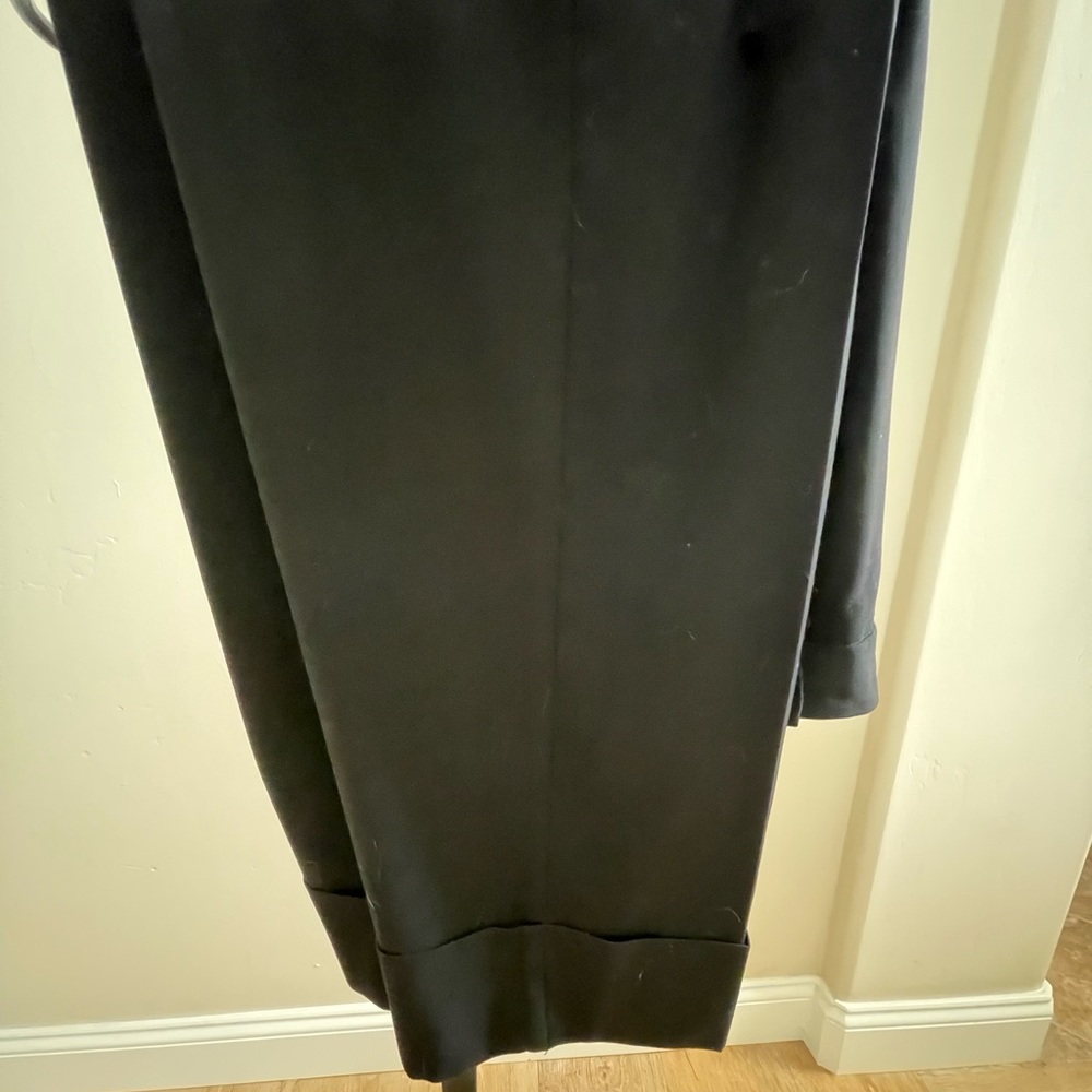 CAPRIS! Black pants. Large pant cuff -Black. 16W